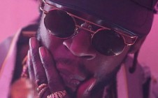 2 Chainz – Door Swangin